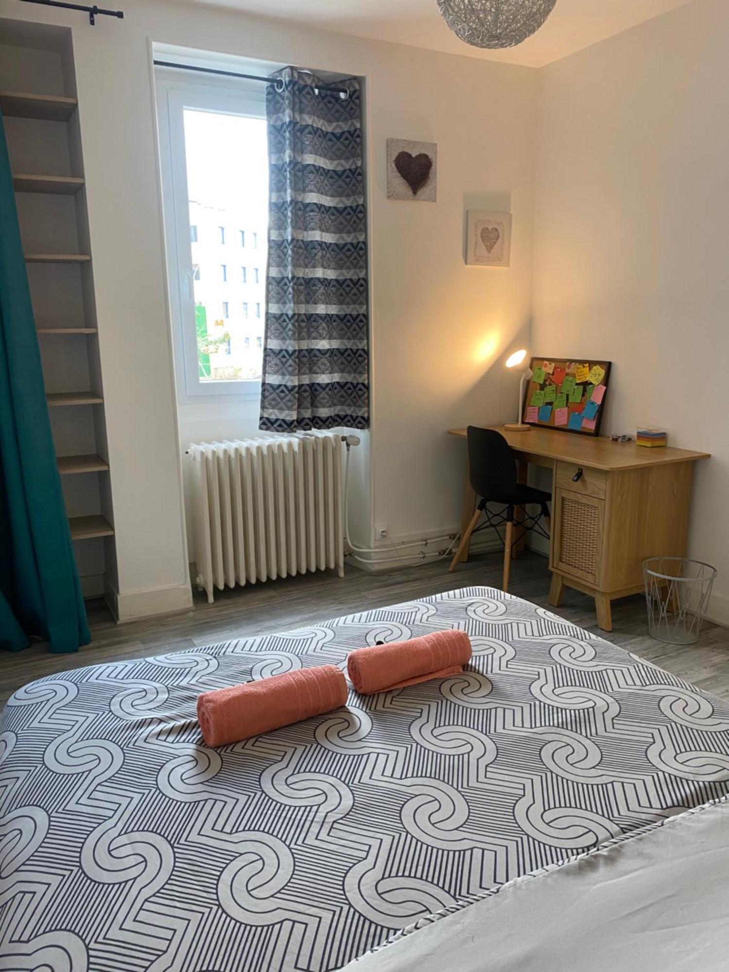 Appart' rénové 2022 avec goût, proche commodités Chambéry Exterior foto